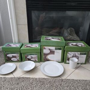 Vintage Holiday Time Porcelain Dinner Set